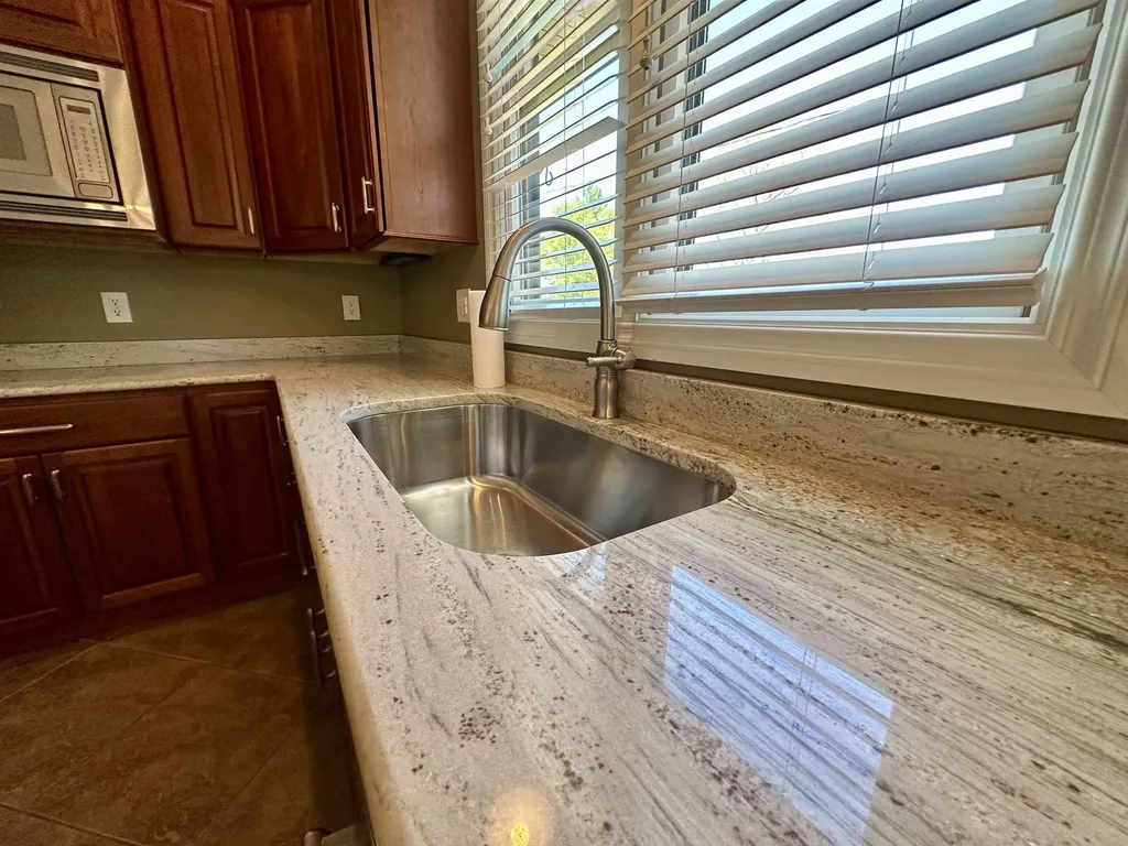 10070 E Sapphire Circle Elmwood Charter Township MI 49696