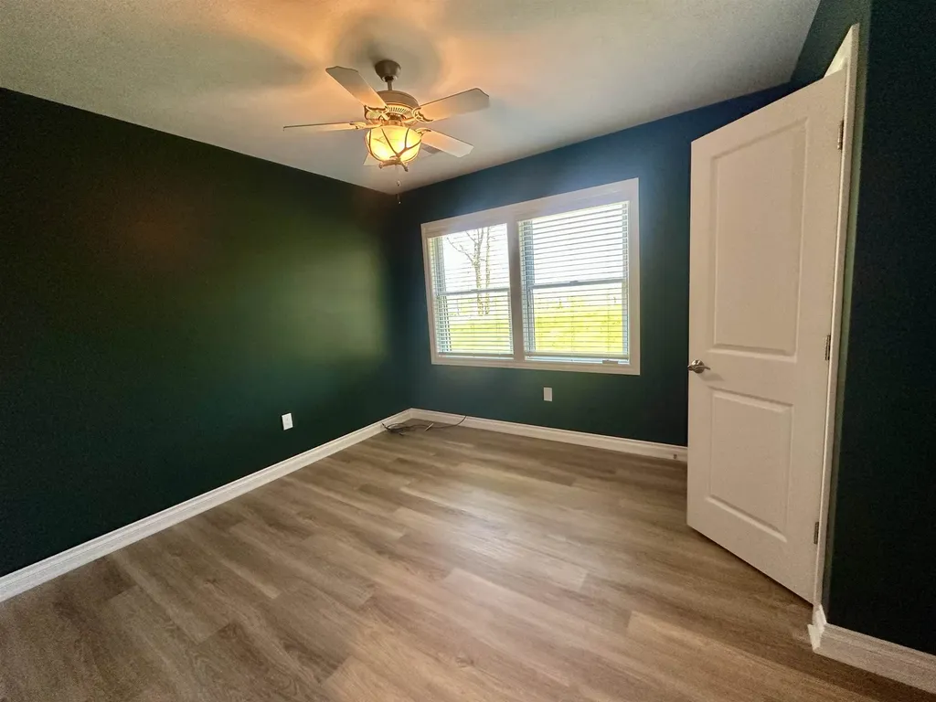 10070 E Sapphire Circle Elmwood Charter Township MI 49696