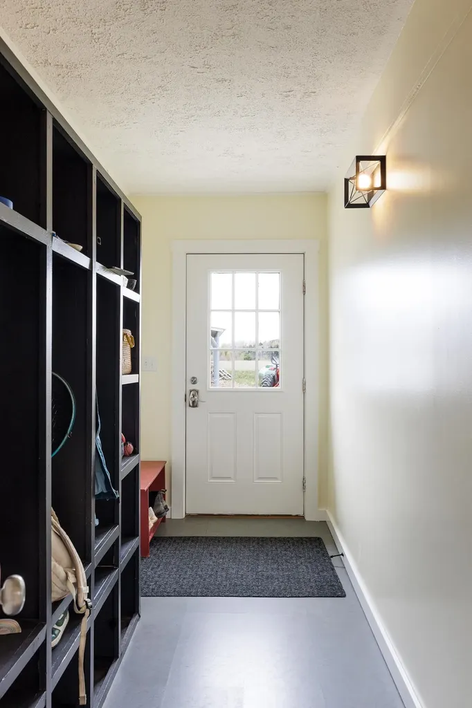 7825 S Lake Leelanau Drive Bingham Township MI 49684