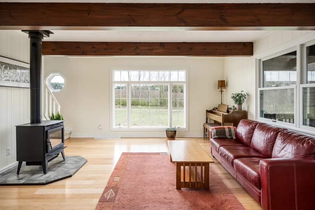 7825 S Lake Leelanau Drive Bingham Township MI 49684