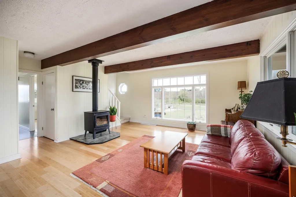 7825 S Lake Leelanau Drive Bingham Township MI 49684
