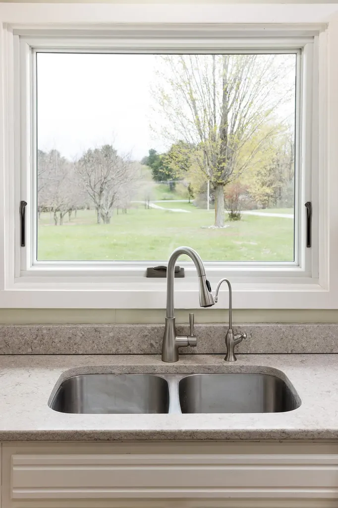 7825 S Lake Leelanau Drive Bingham Township MI 49684