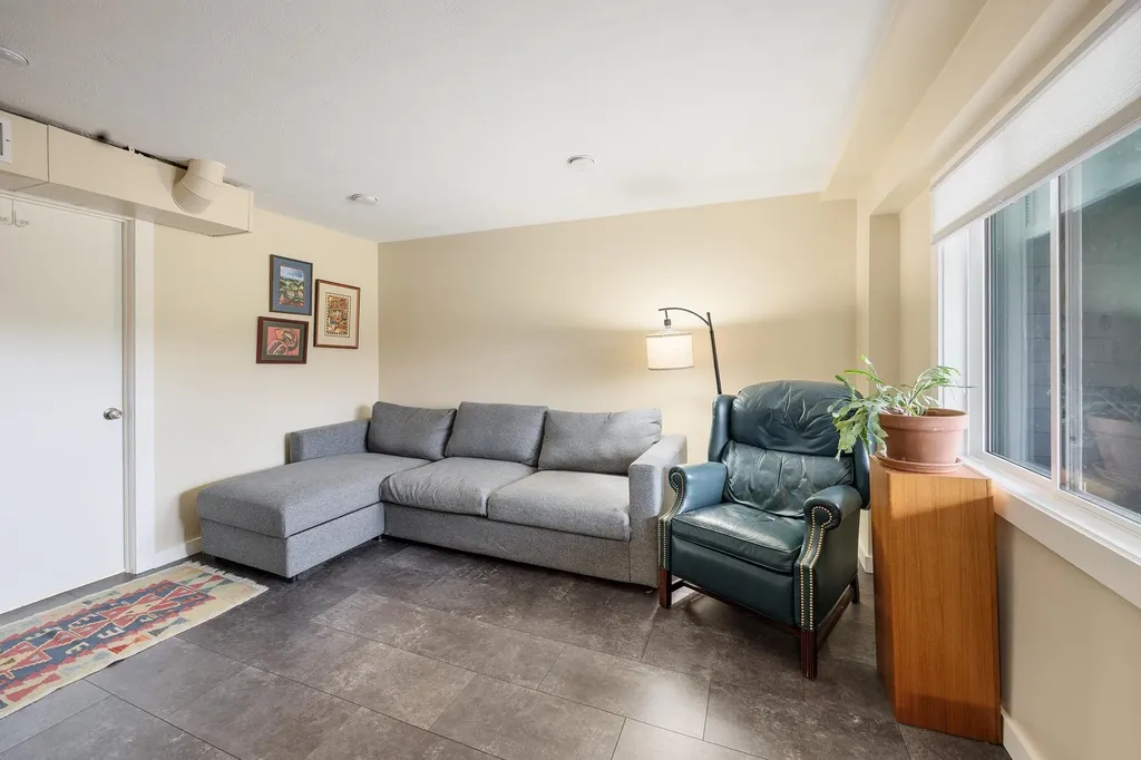 7825 S Lake Leelanau Drive Bingham Township MI 49684
