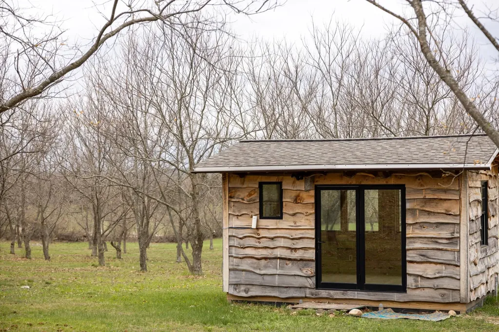 7825 S Lake Leelanau Drive Bingham Township MI 49684