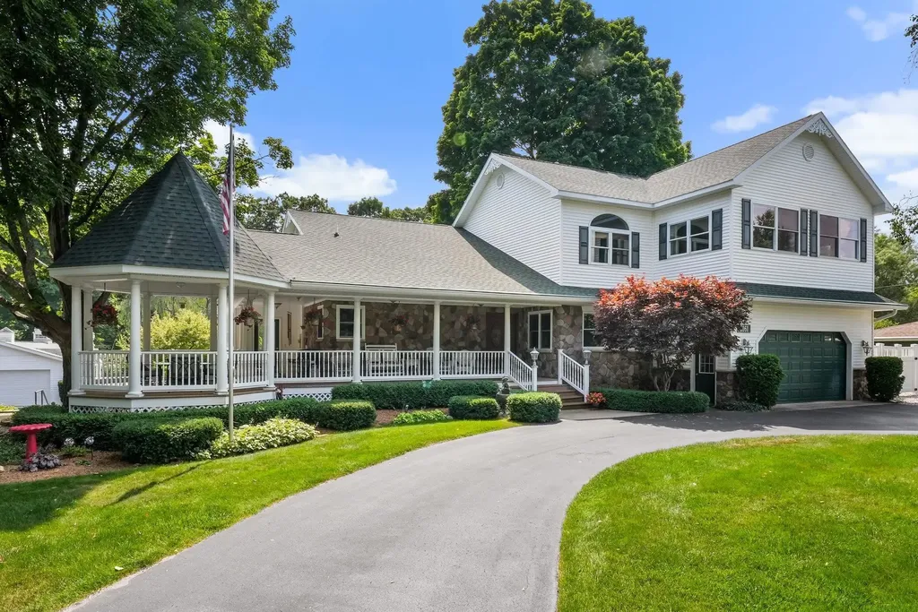 5161 Silver Pines Road Garfield Charter Township MI 49685