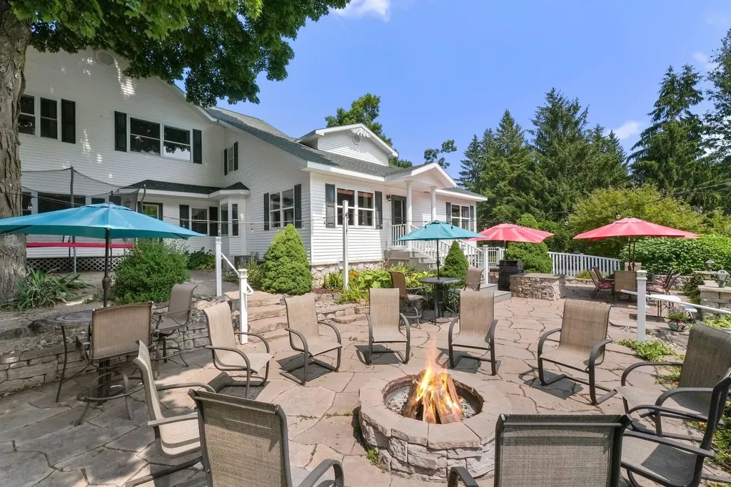 5161 Silver Pines Road Garfield Charter Township MI 49685