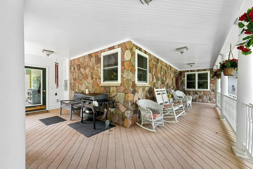 5161 Silver Pines Road Garfield Charter Township MI 49685
