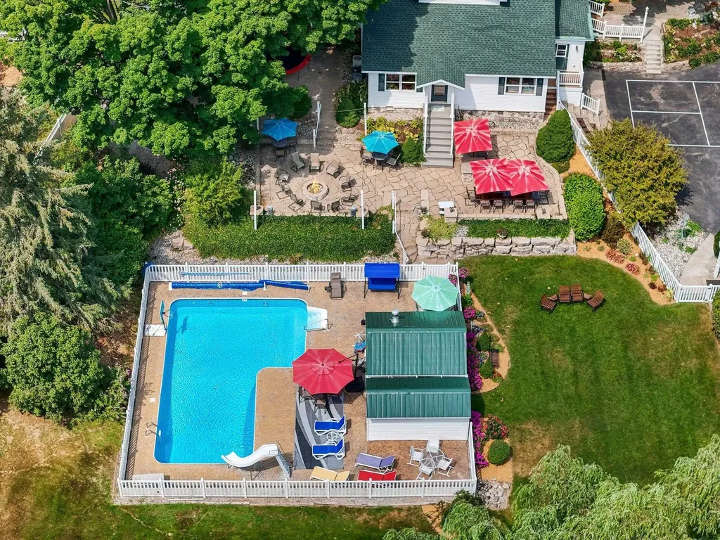 5161 Silver Pines Road Garfield Charter Township MI 49685