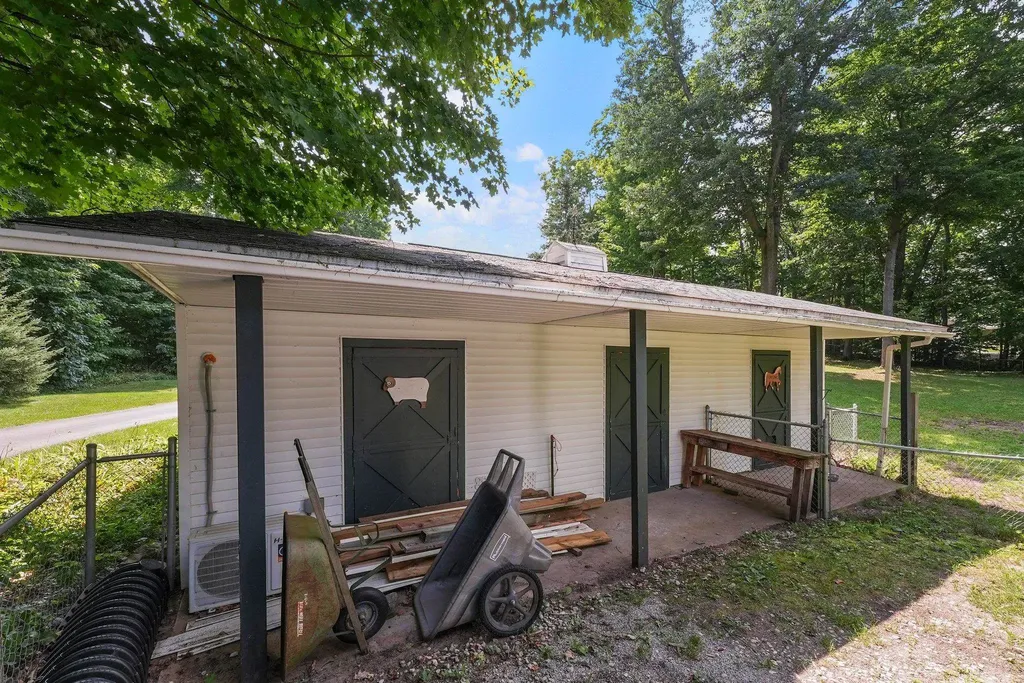 5161 Silver Pines Road Garfield Charter Township MI 49685