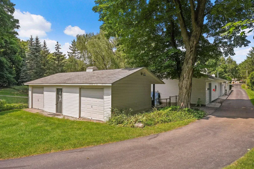5161 Silver Pines Road Garfield Charter Township MI 49685