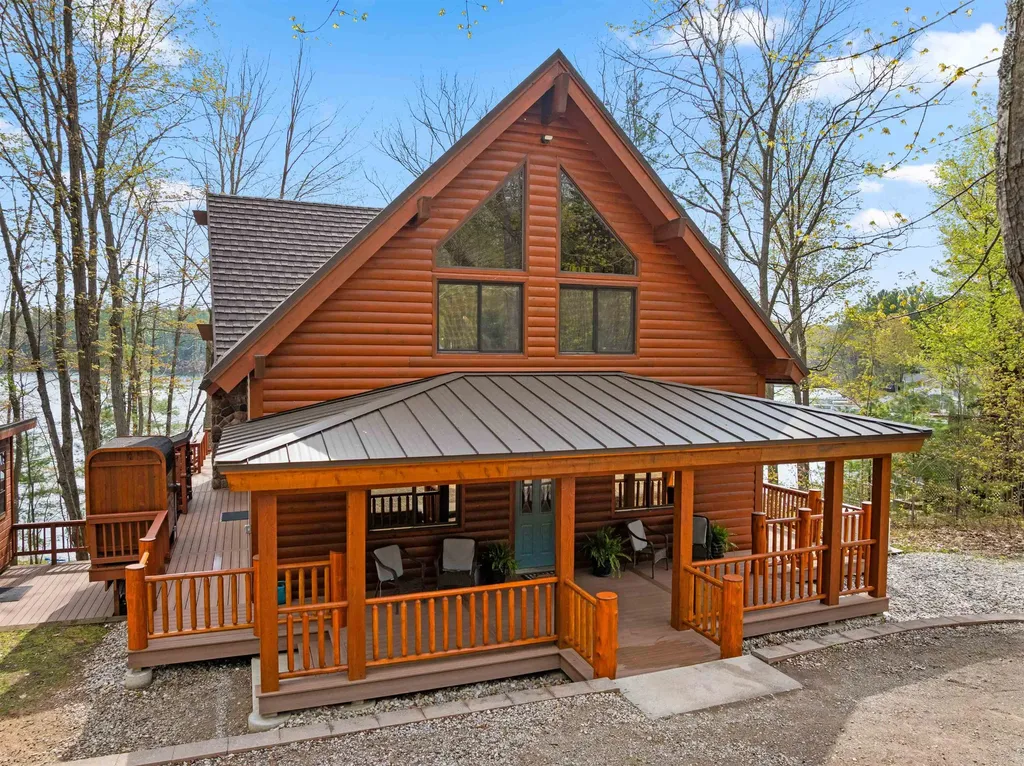 8768 Sunset Trail, NE Blue Lake Township MI 49659