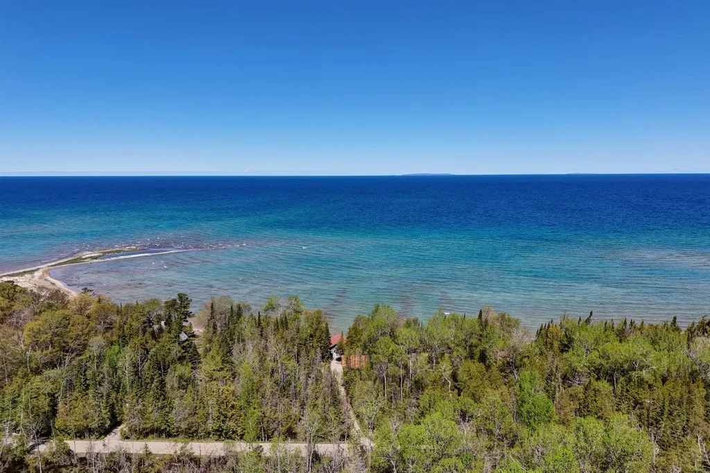 14827 N Cathead Bay Drive Leelanau Township MI 49670