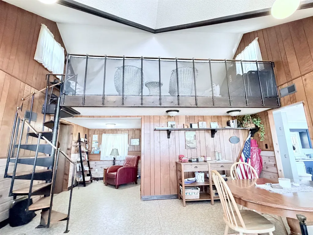724 S Golden Beach Drive Torch Lake Township MI 49648