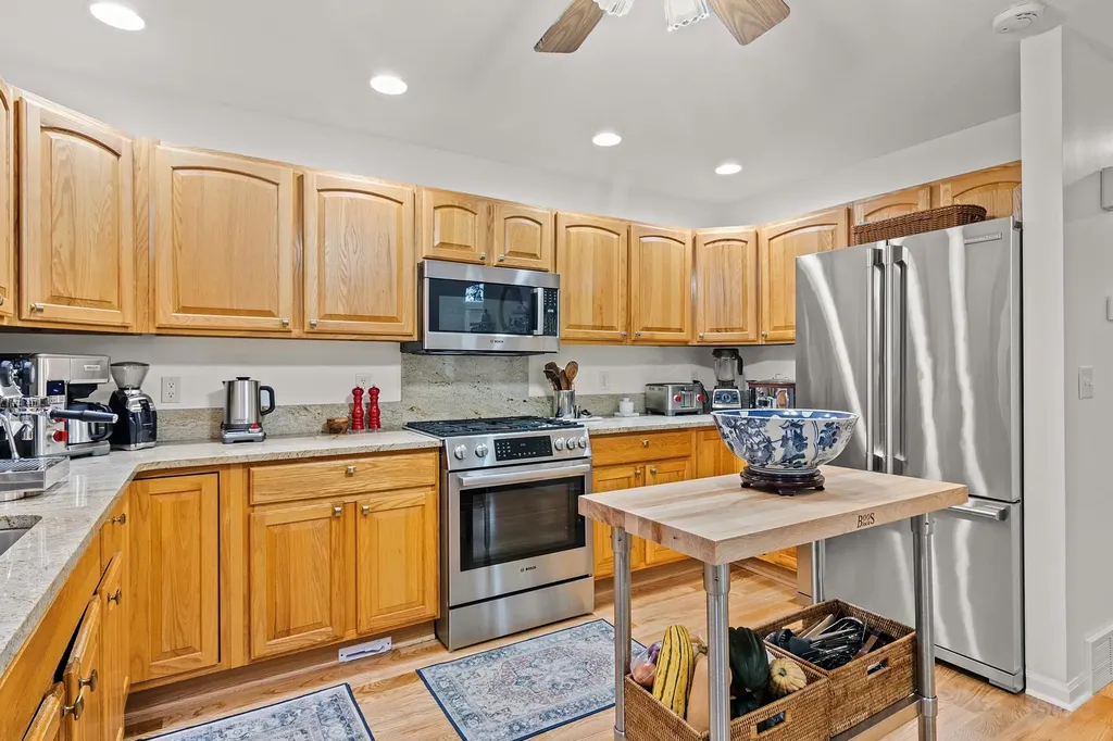 4133 Old Mission Road Peninsula Township MI 49686