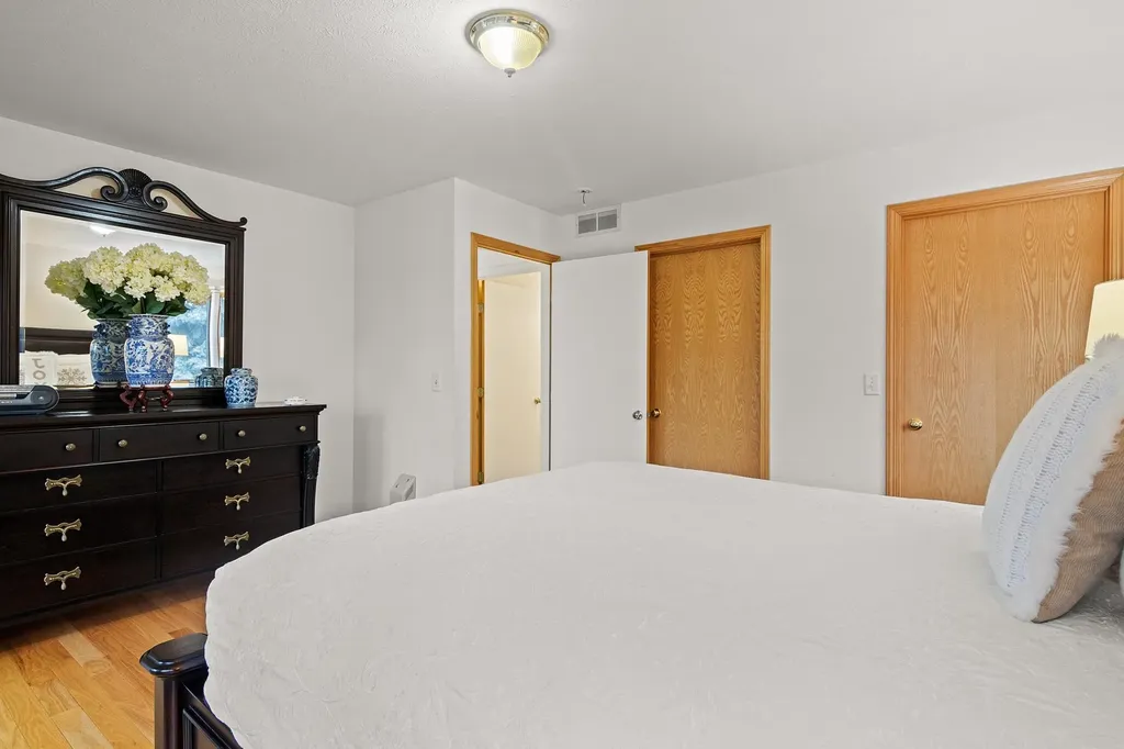 4133 Old Mission Road Peninsula Township MI 49686