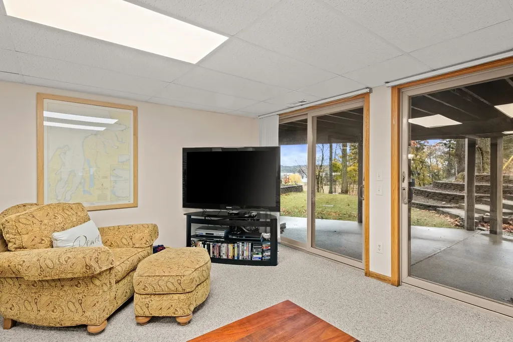 4133 Old Mission Road Peninsula Township MI 49686