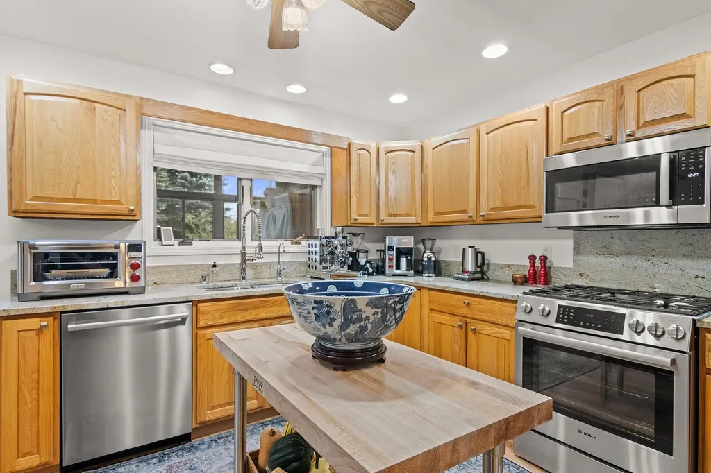 4133 Old Mission Road Peninsula Township MI 49686