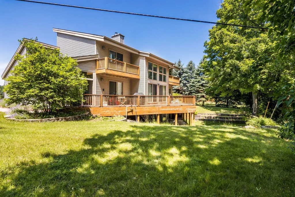 4133 Old Mission Road Peninsula Township MI 49686