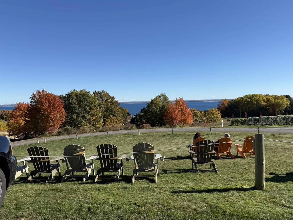 4133 Old Mission Road Peninsula Township MI 49686