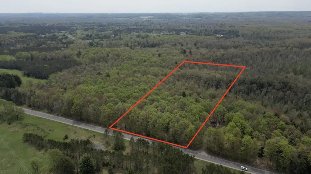 6639 Fall Road Green Lake Township MI 49637