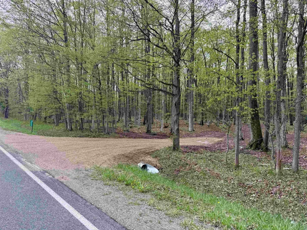6639 Fall Road Green Lake Township MI 49637