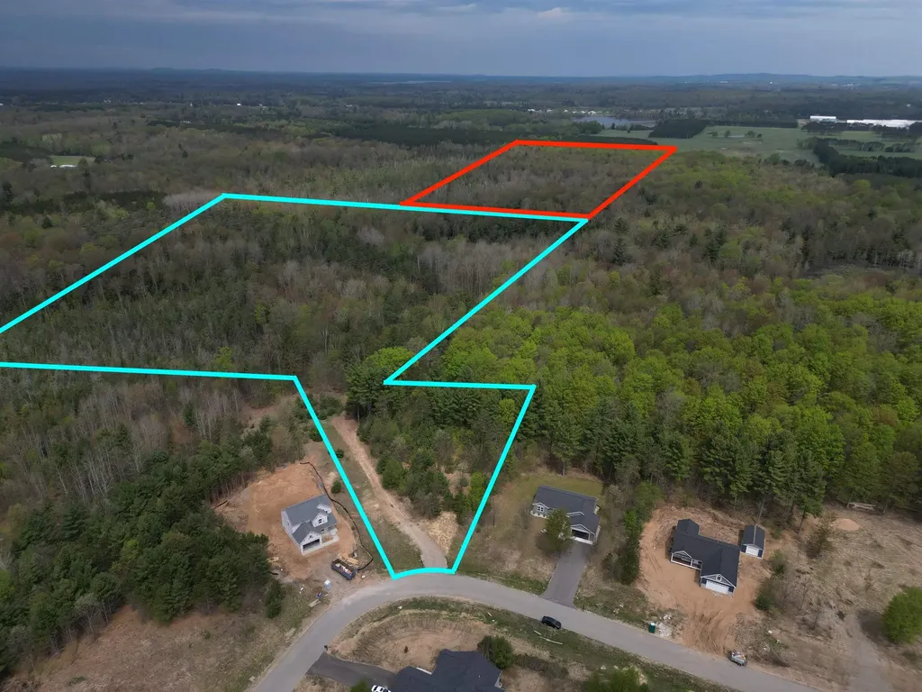 6639 Fall Road Green Lake Township MI 49637