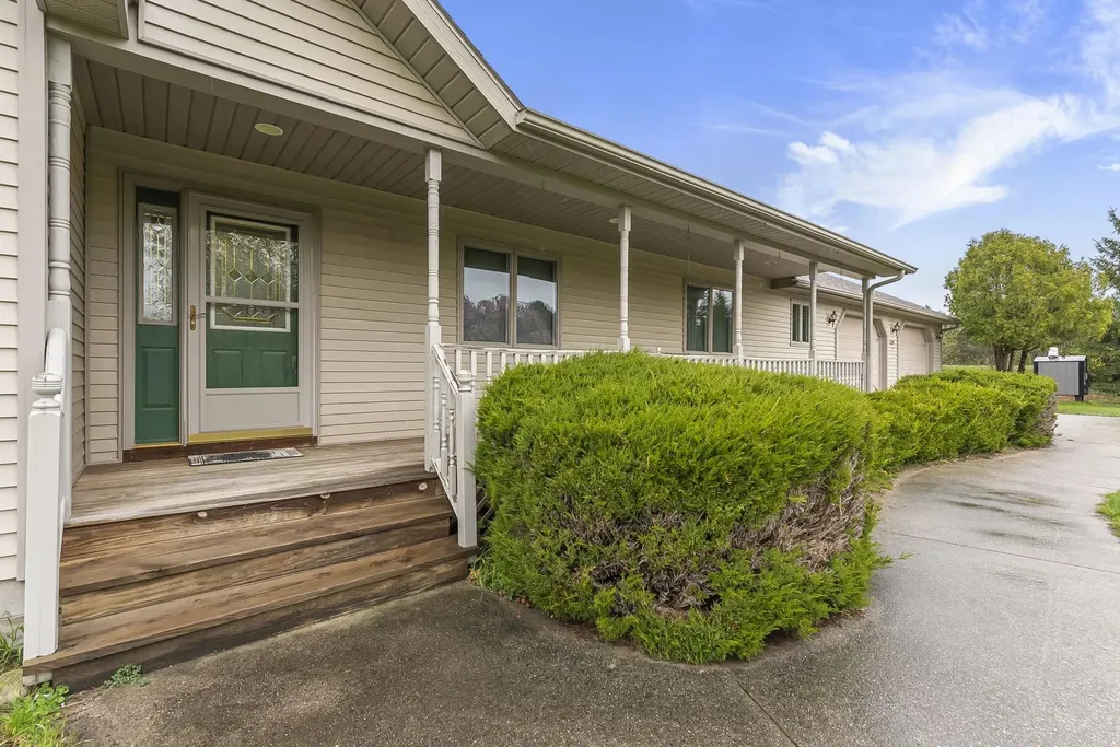 10122 Skiver Road Long Lake Township MI 49685