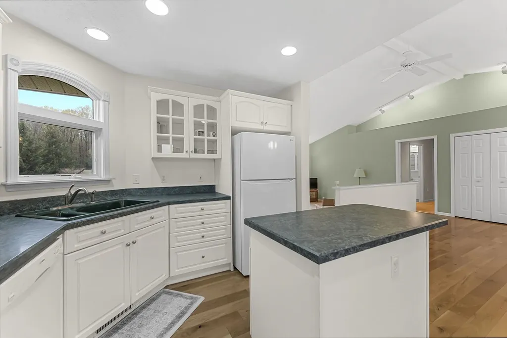 10122 Skiver Road Long Lake Township MI 49685
