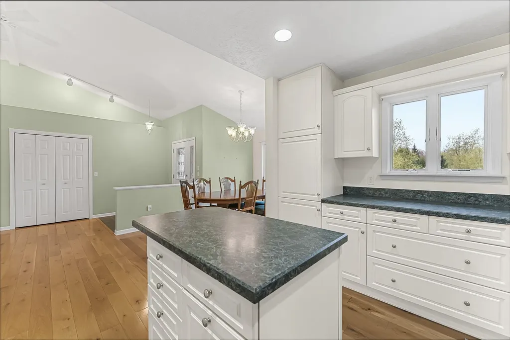 10122 Skiver Road Long Lake Township MI 49685