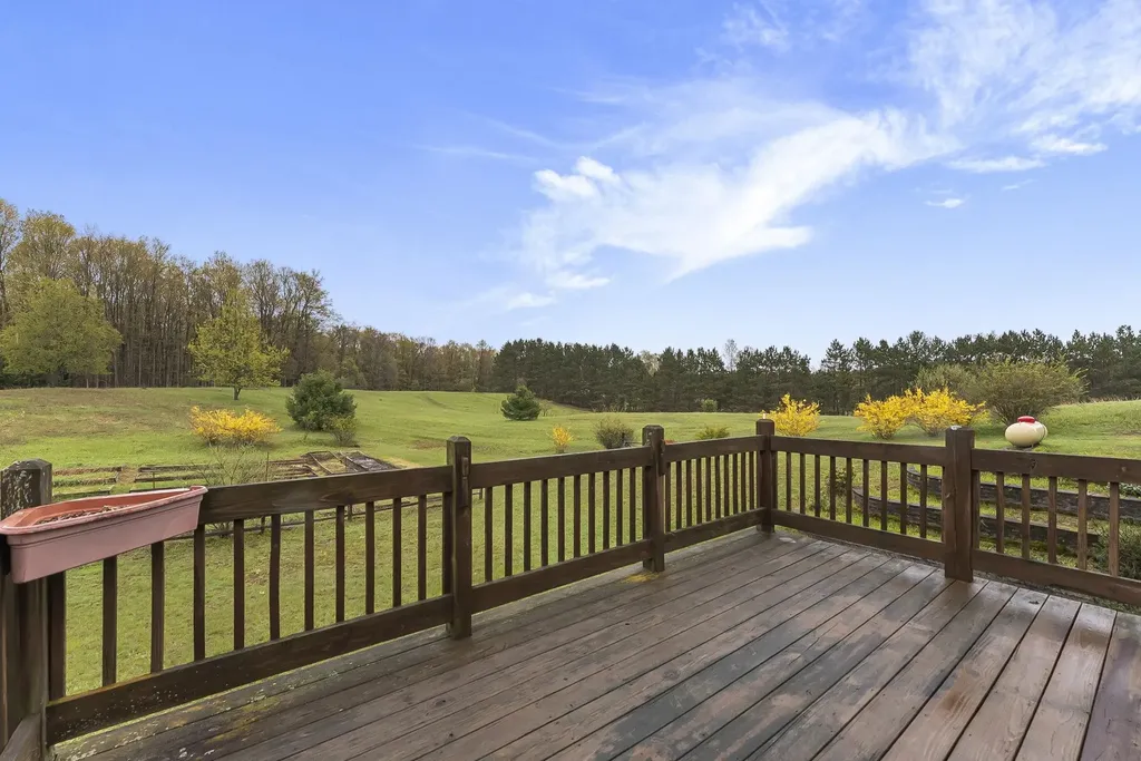 10122 Skiver Road Long Lake Township MI 49685