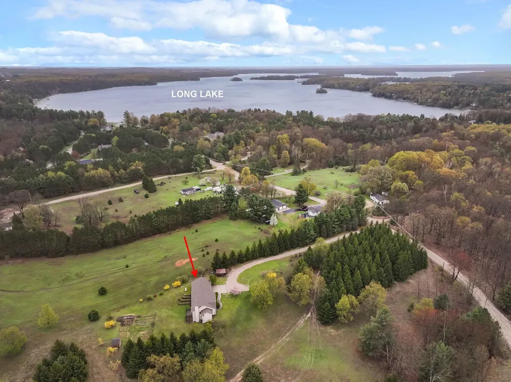 10122 Skiver Road Long Lake Township MI 49685