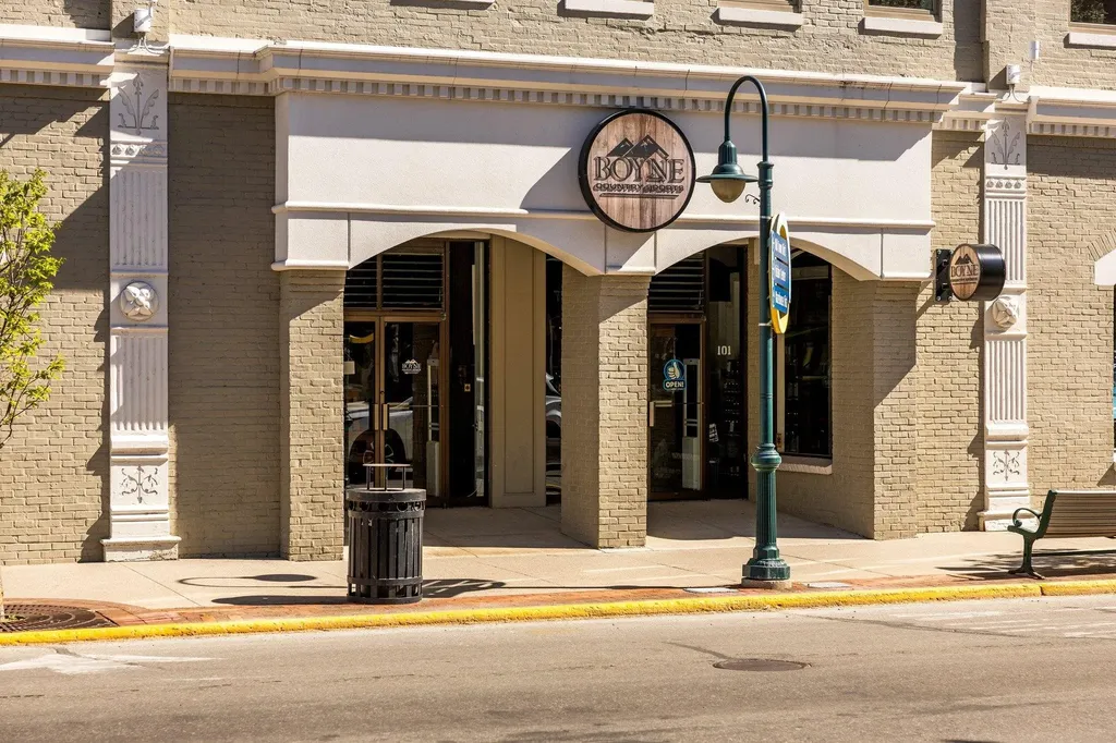 109 E Front Street Traverse City City MI 49684