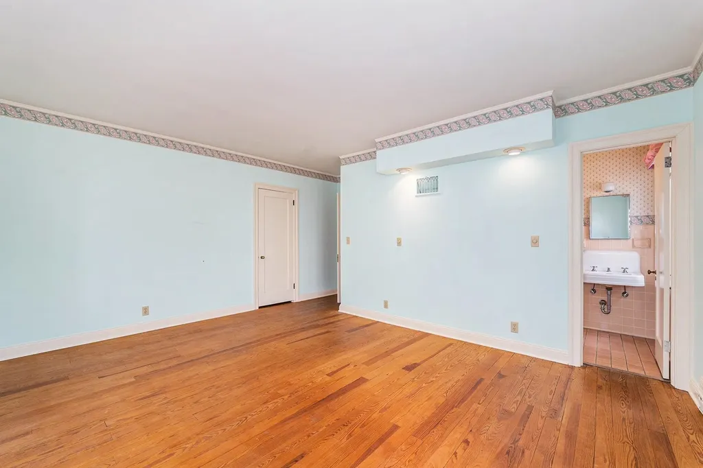 501 Michigan Avenue Frankfort City MI 49635