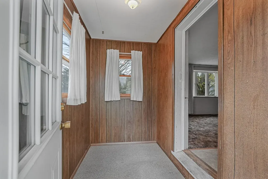 12871 S Sunset Drive Elmwood Charter Township MI 49684