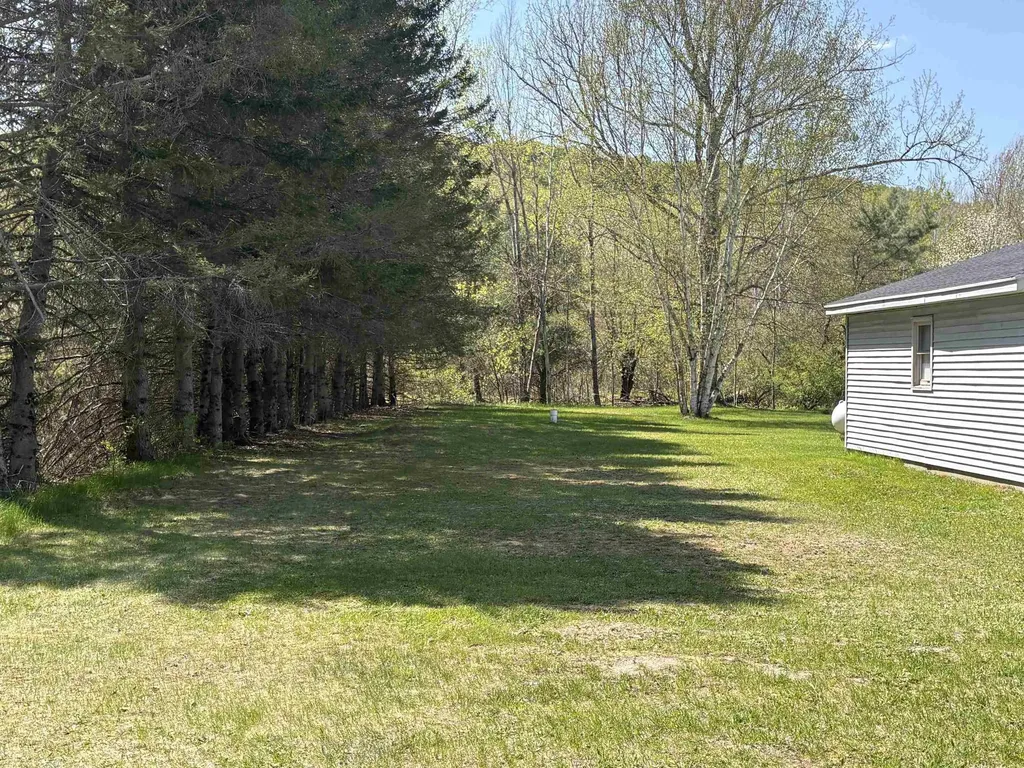 16402 Big Four Road Springdale Township MI 49614