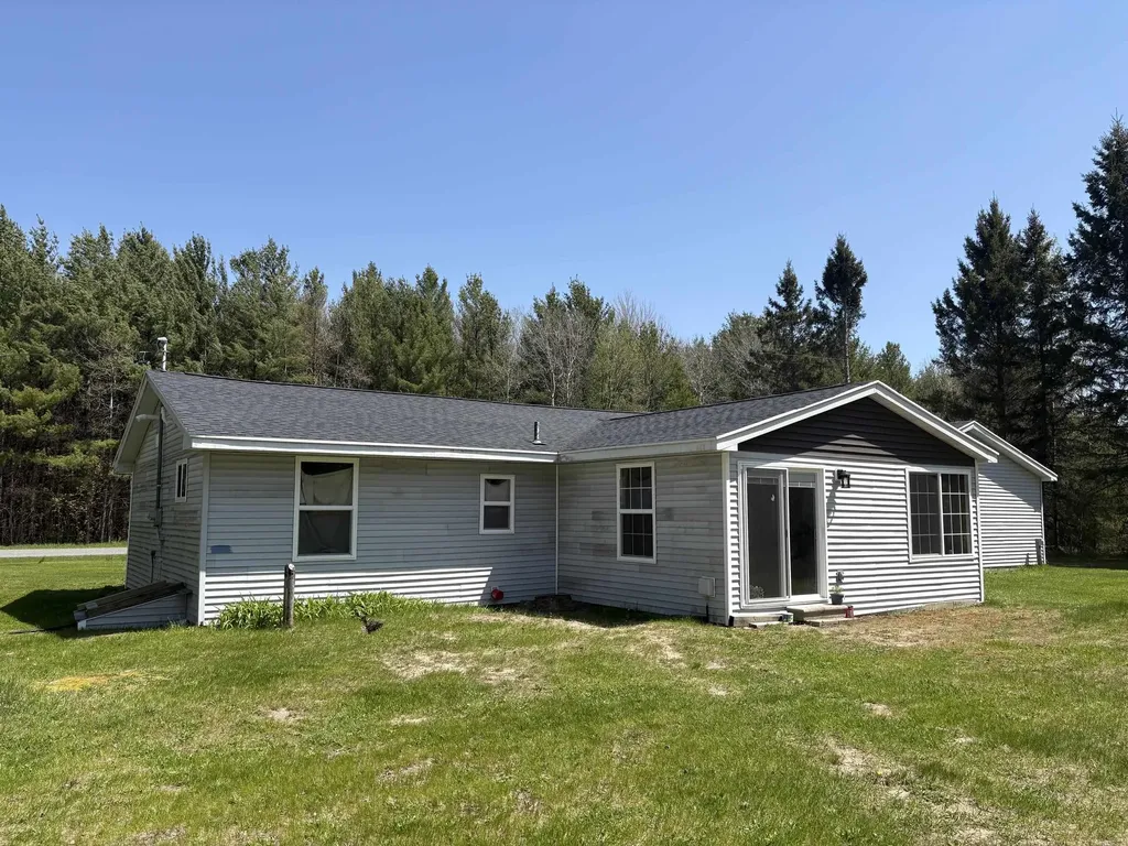 16402 Big Four Road Springdale Township MI 49614