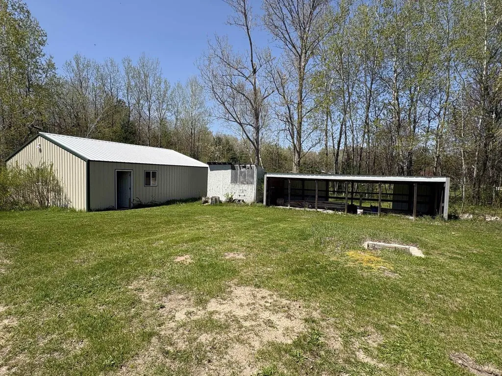 16402 Big Four Road Springdale Township MI 49614
