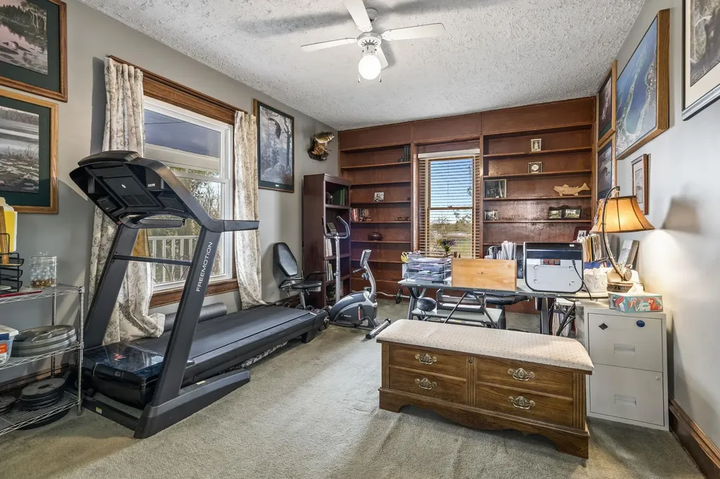 17770 Center Road Peninsula Township MI 49686
