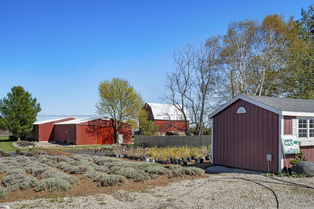 17770 Center Road Peninsula Township MI 49686