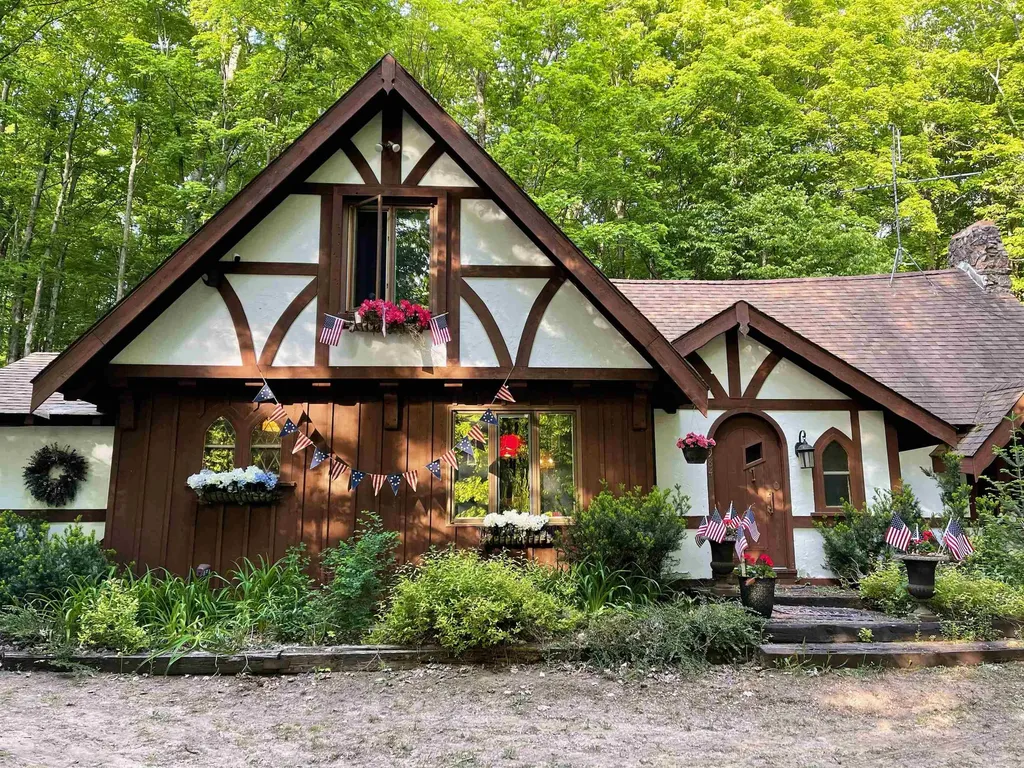 984 Cedar River Drive Custer Township MI 49615