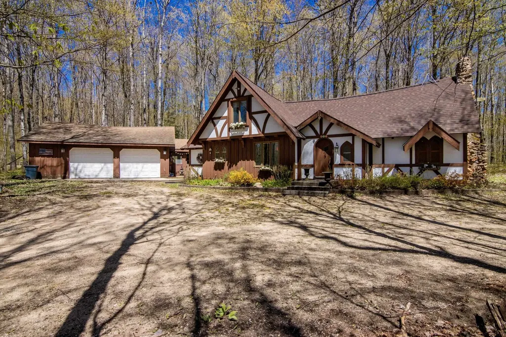 984 Cedar River Drive Custer Township MI 49615