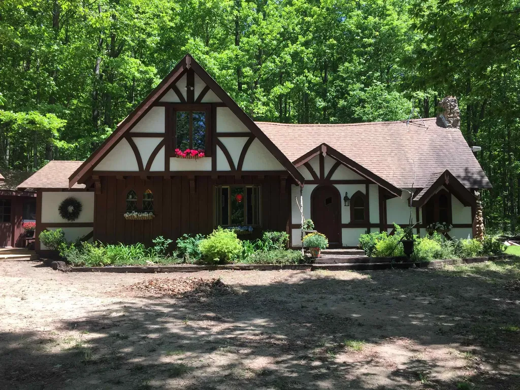 984 Cedar River Drive Custer Township MI 49615