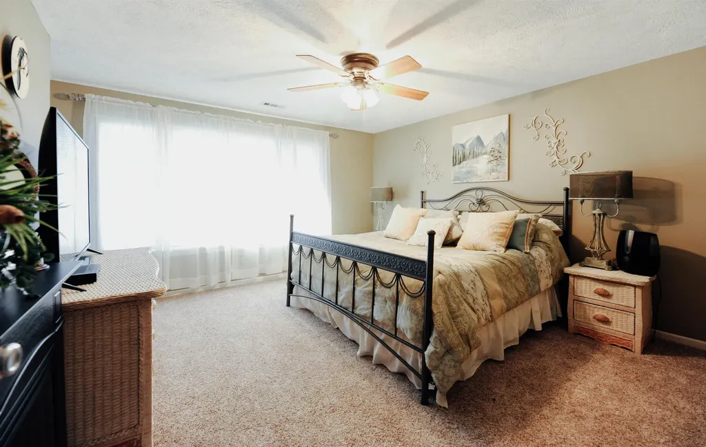 11255 E Fort Road Suttons Bay Township MI 49682