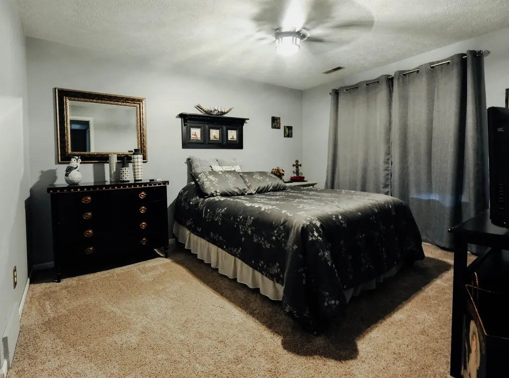 11255 E Fort Road Suttons Bay Township MI 49682