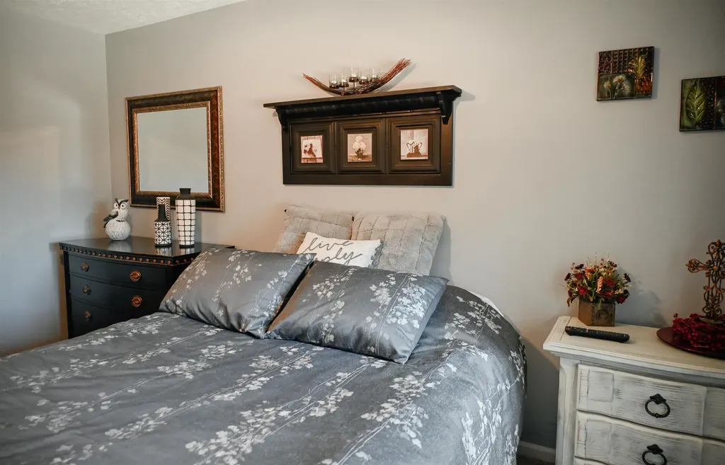 11255 E Fort Road Suttons Bay Township MI 49682