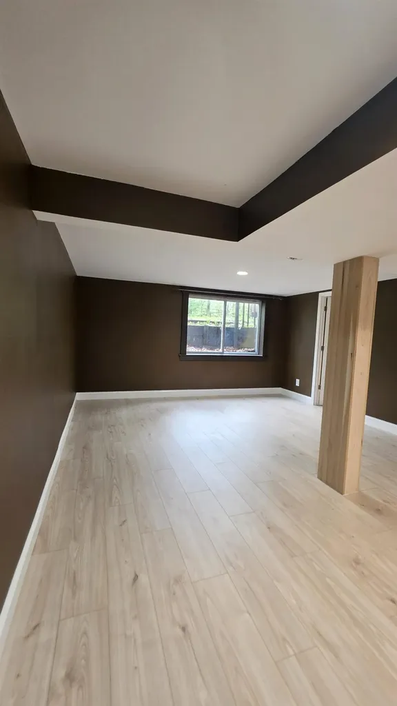1301 Innwood North Green Lake Township MI 49643