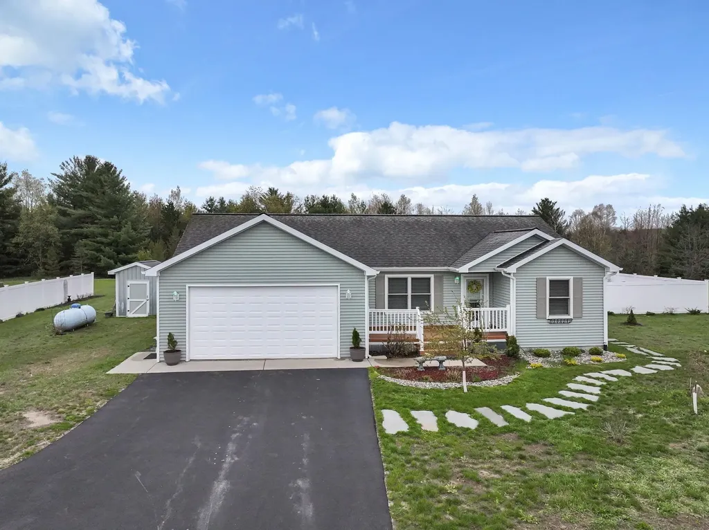 8576 King Arthurs Court Paradise Township MI 49649