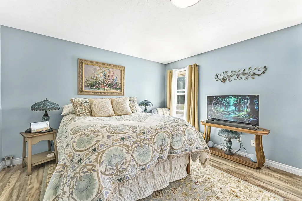 8576 King Arthurs Court Paradise Township MI 49649