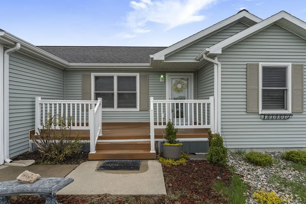 8576 King Arthurs Court Paradise Township MI 49649