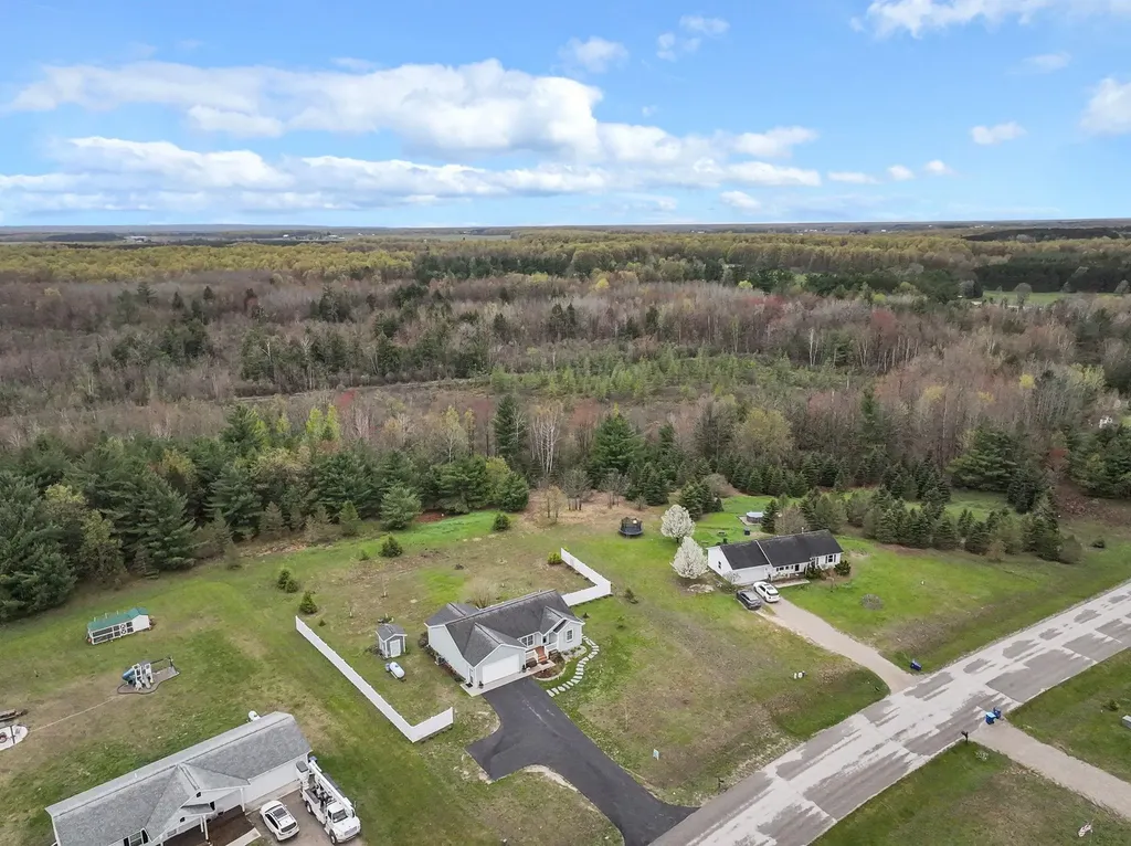 8576 King Arthurs Court Paradise Township MI 49649